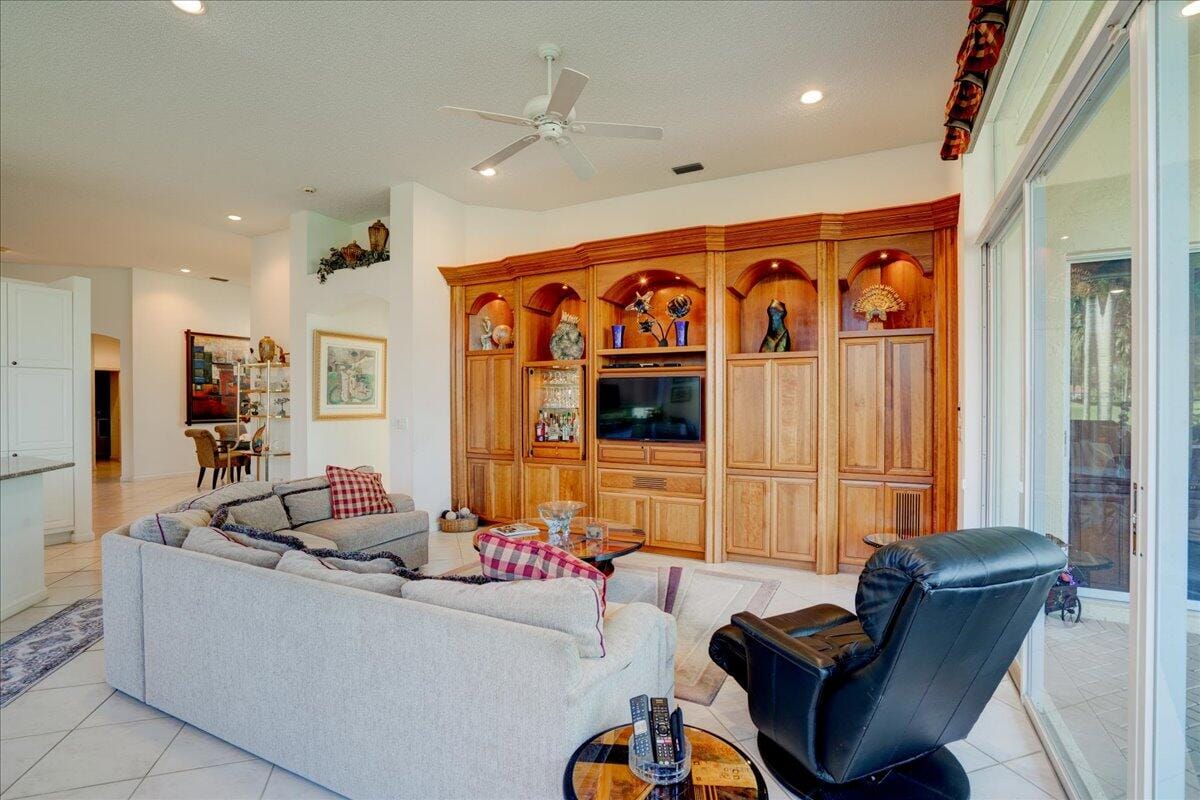4686 Hazleton Lane, Lake Worth, FL 33449 photo 25