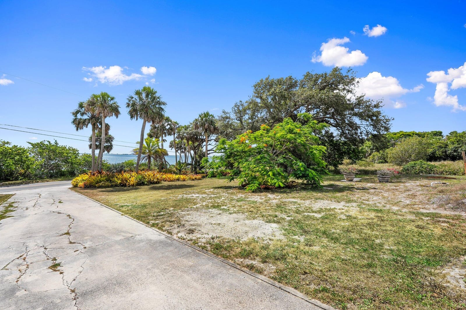 9909 S Indian River Drive, Fort Pierce, FL 34982 photo 12