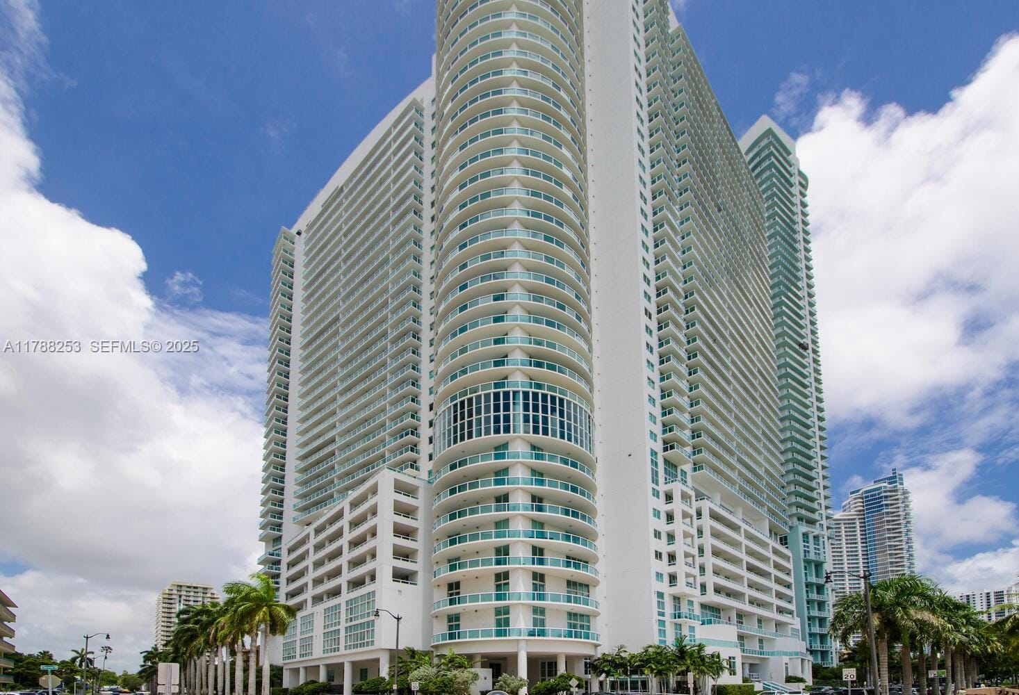1800 N Bayshore Drive 2406, Miami, FL 33132