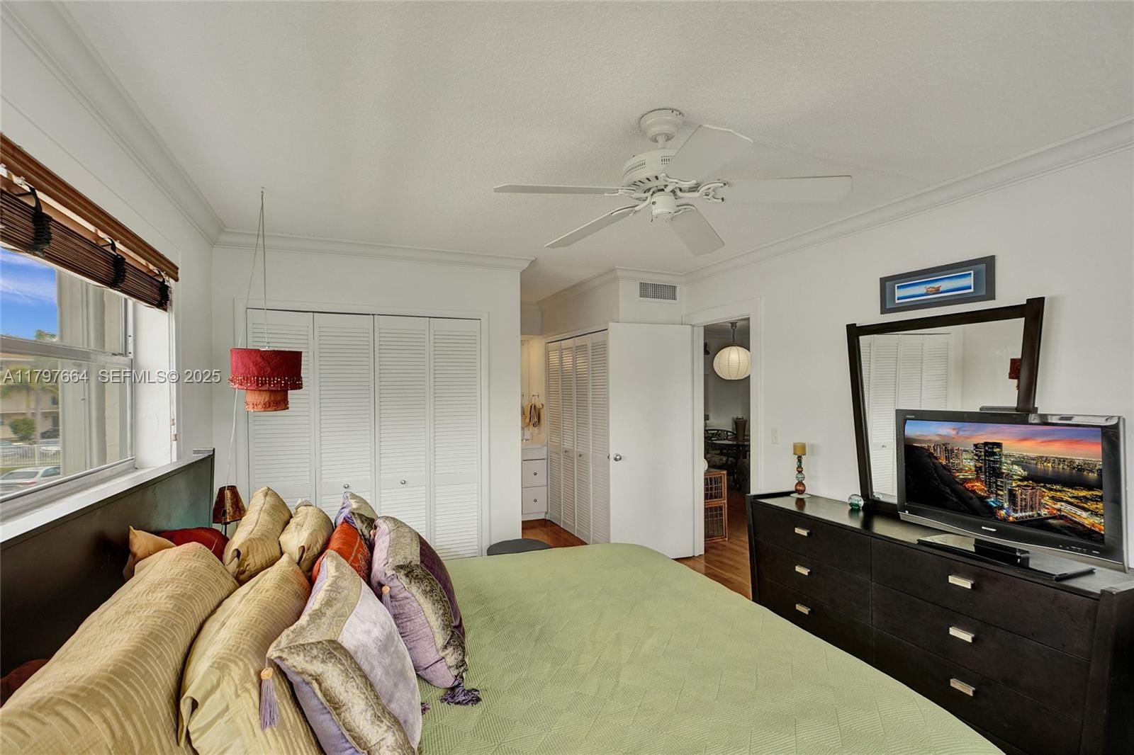 455 Paradise Isle Boulevard 209, Hallandale Beach, FL 33009 photo 14