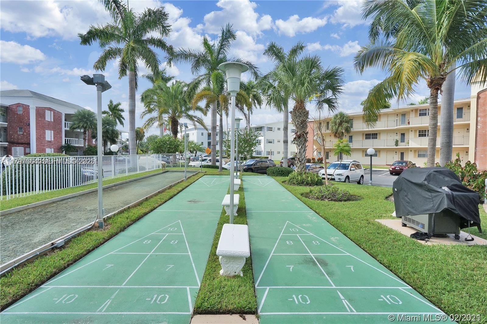 455 Paradise Isle Boulevard 209, Hallandale Beach, FL 33009 photo 21