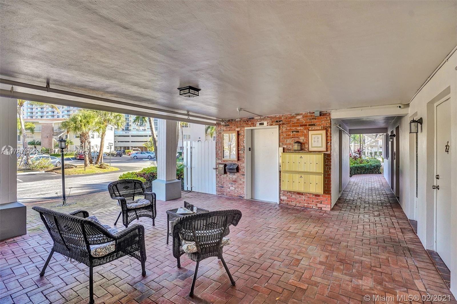 455 Paradise Isle Boulevard 209, Hallandale Beach, FL 33009 photo 22