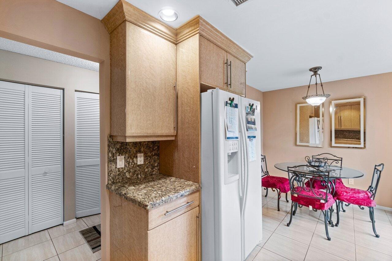 10 Stratford Drive E A, Boynton Beach, FL 33436 photo 13