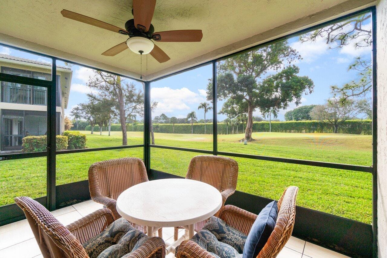 10 Stratford Drive E A, Boynton Beach, FL 33436 photo 23