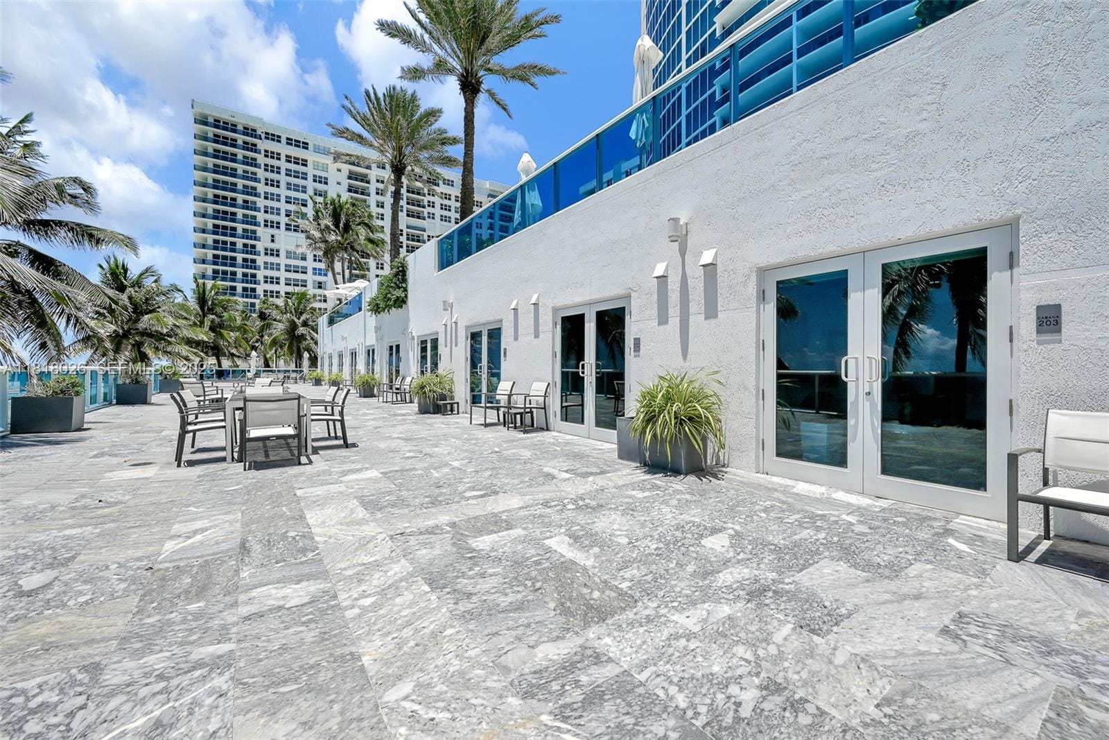 2711 S Ocean Drive, 203, Hollywood, FL 33019