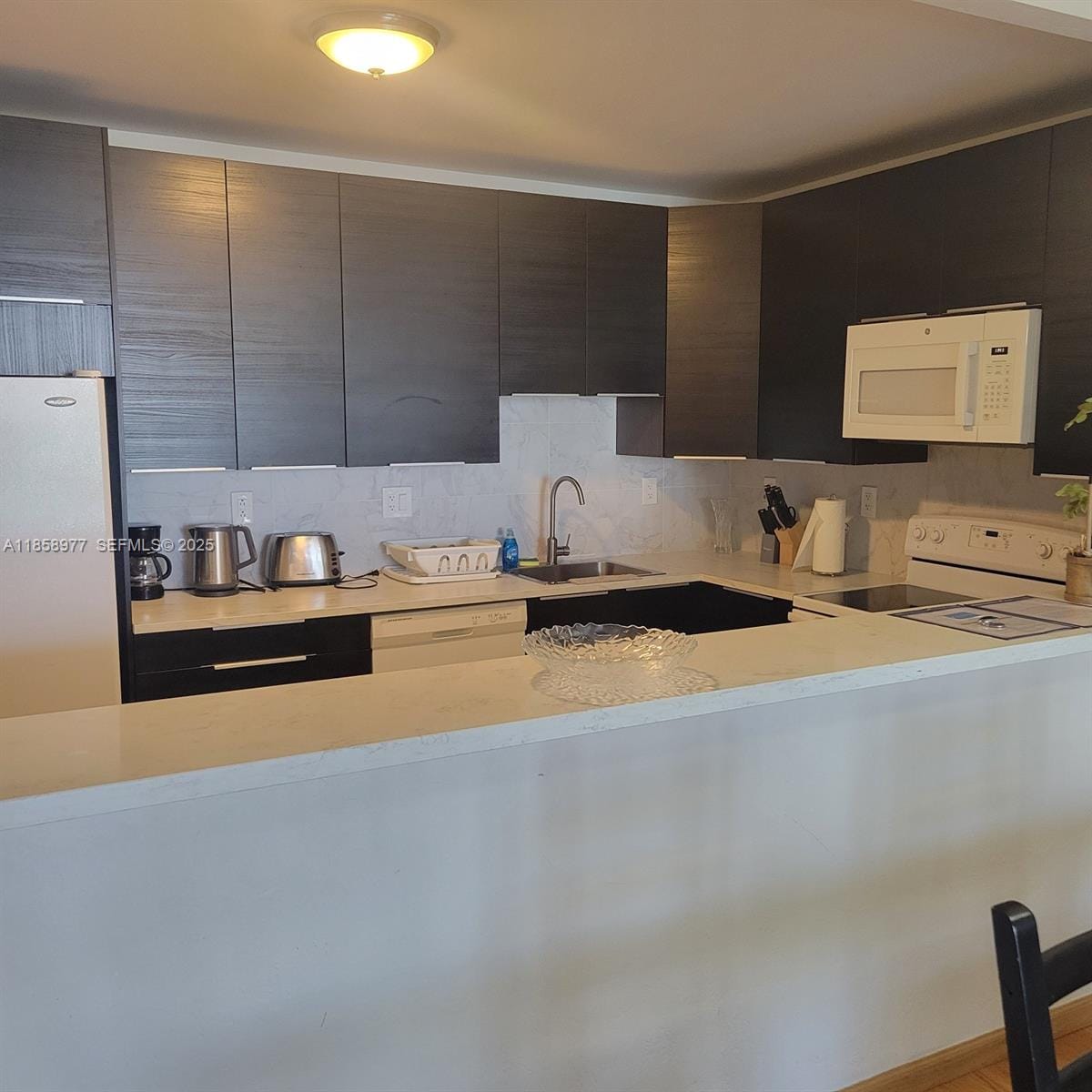19370 Collins Avenue 1420, Sunny Isles Beach, FL 33160 photo 13