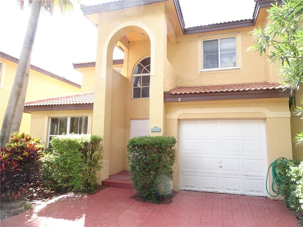 14058 S Forest Oak Creek * — photo 2