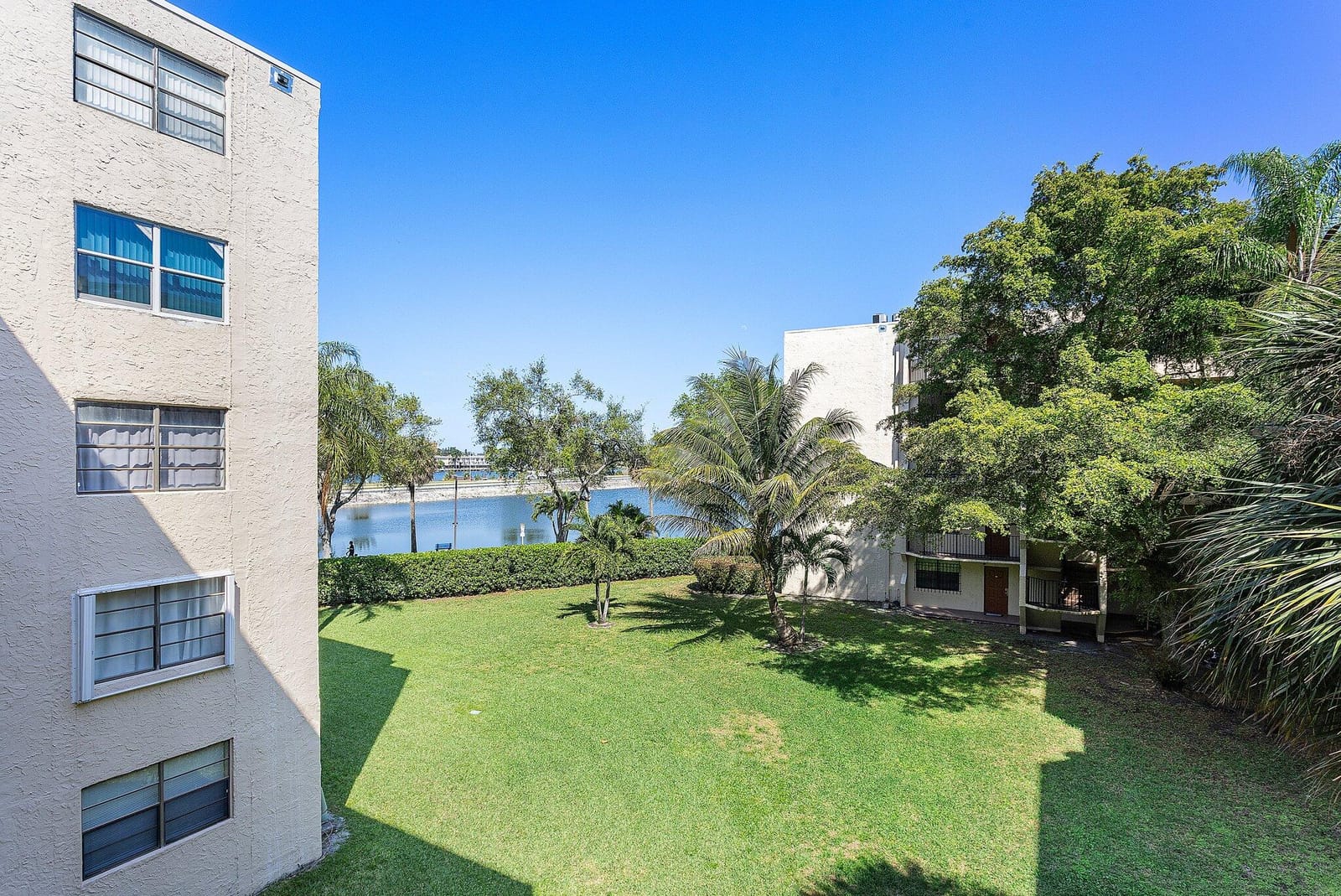 3500 Blue Lake Drive 305, Pompano Beach, FL 33064 photo 16