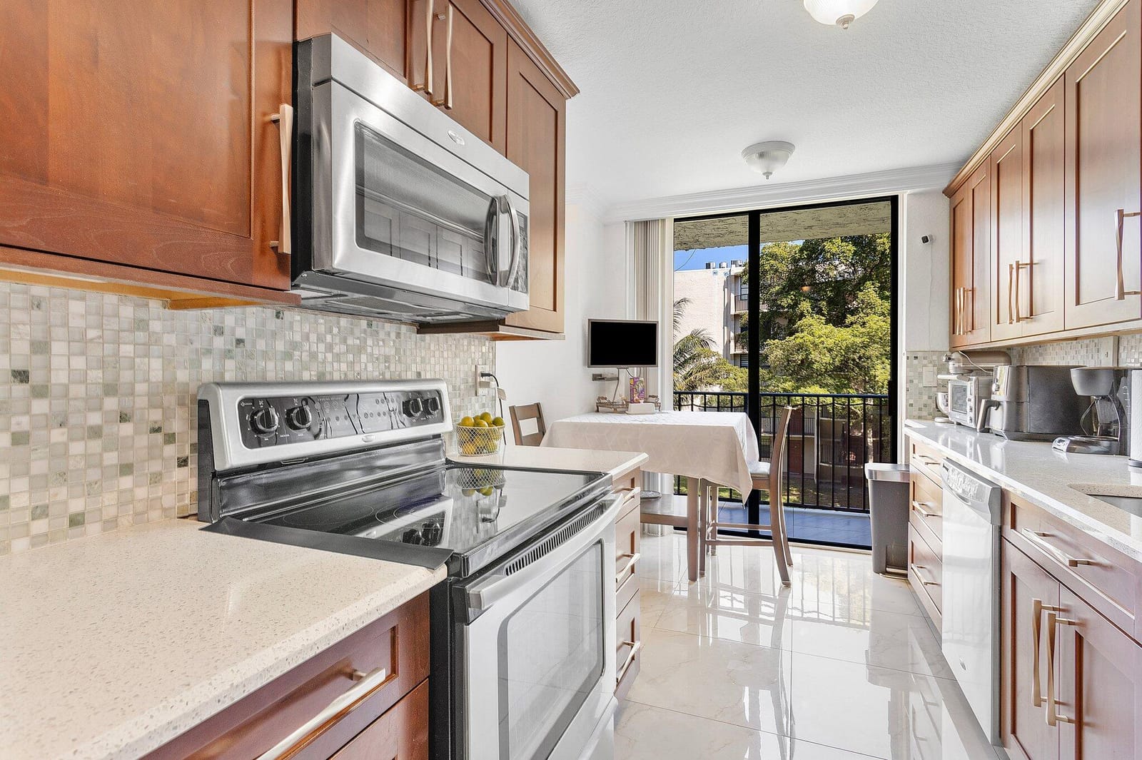 3500 Blue Lake Drive 305, Pompano Beach, FL 33064 photo 4