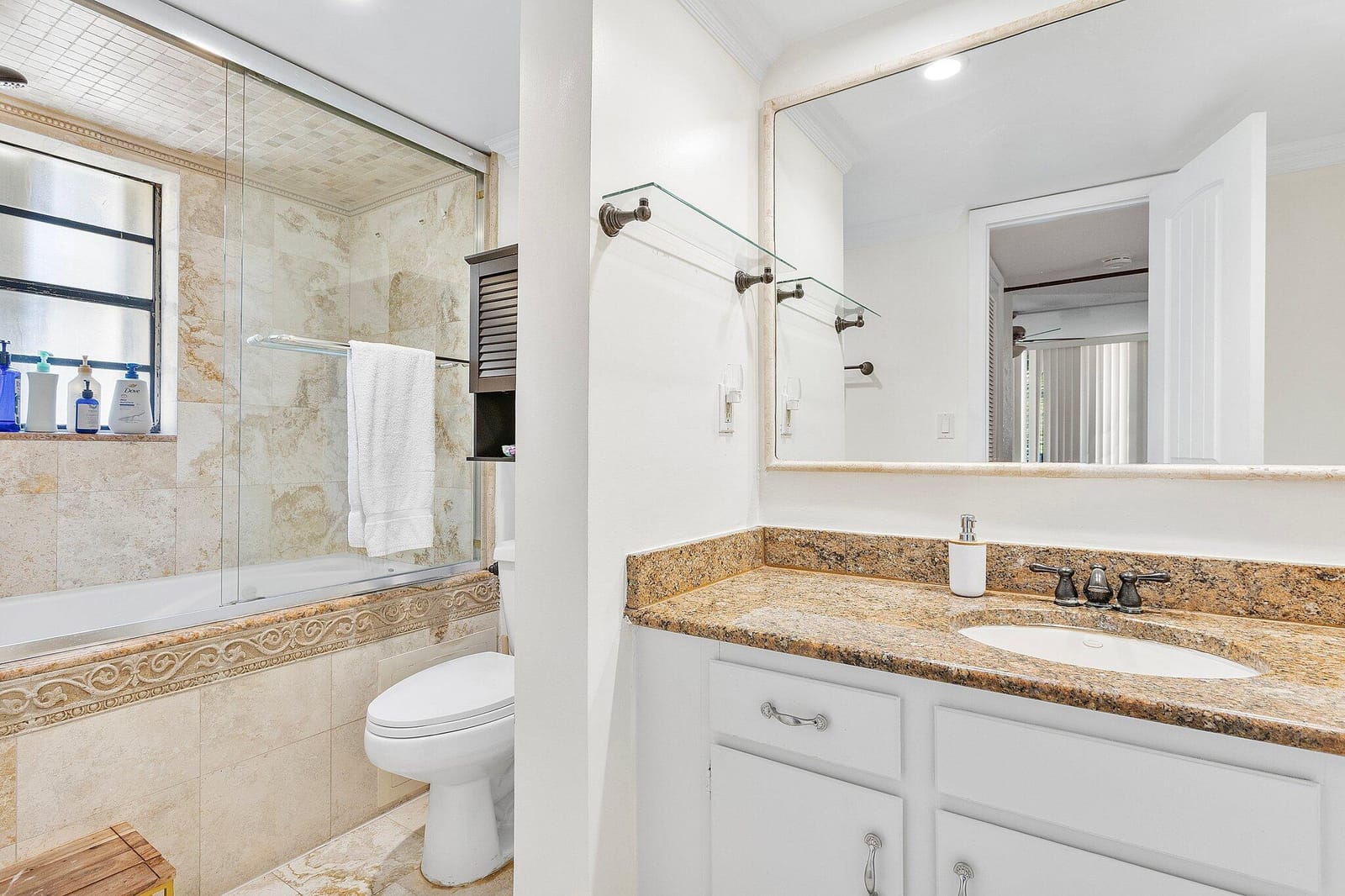 3500 Blue Lake Drive 305, Pompano Beach, FL 33064 photo 9
