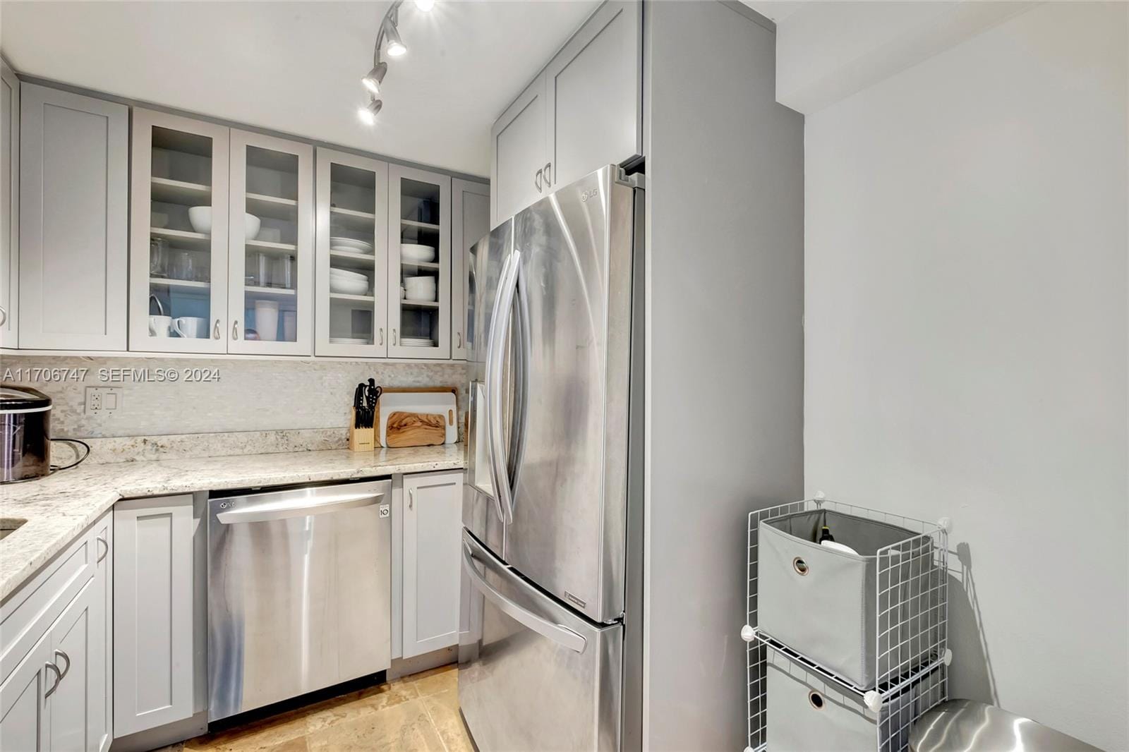 2401 Collins Avenue 1411, Miami Beach, FL 33140 photo 5