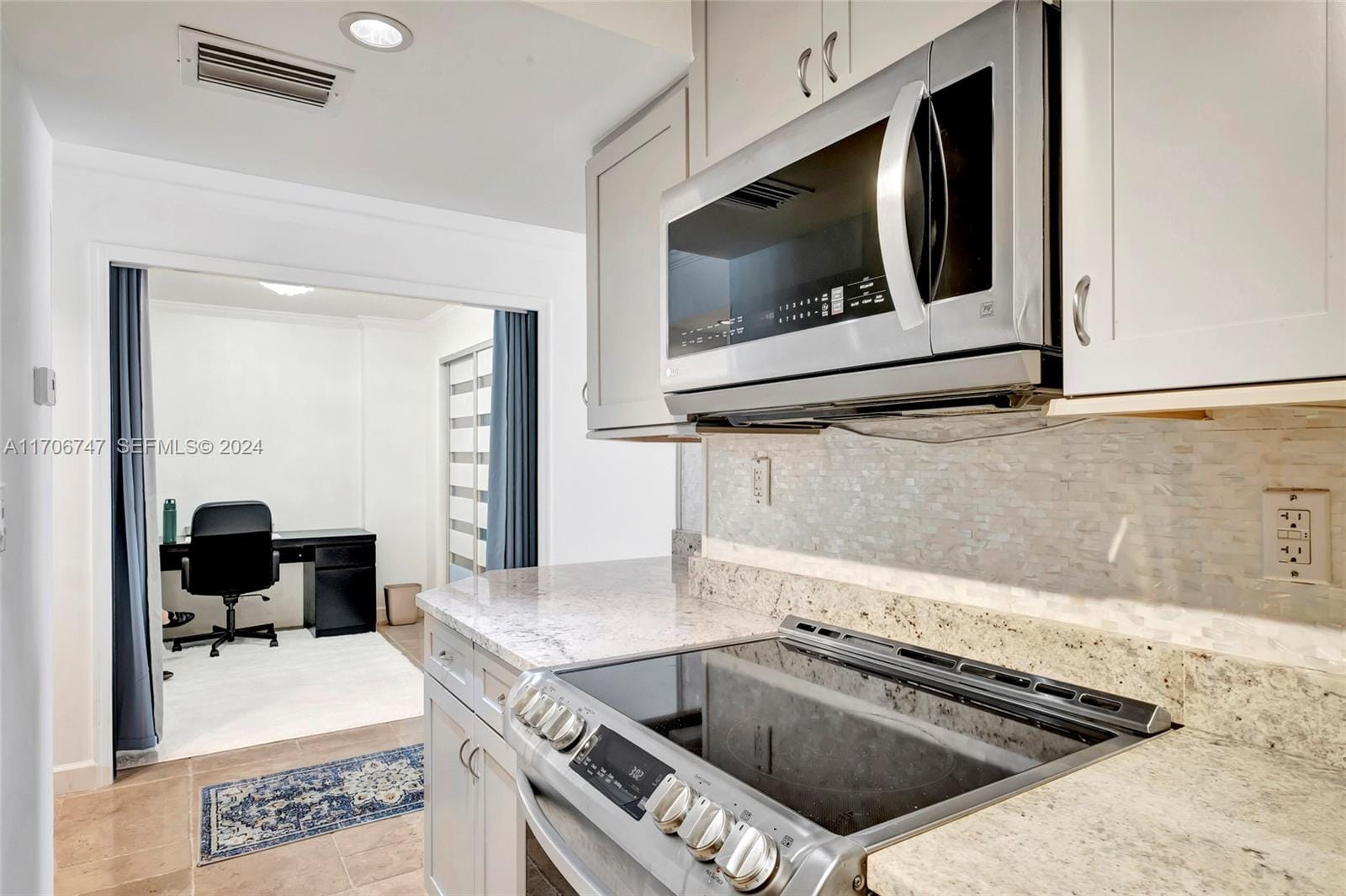 2401 Collins Avenue 1411, Miami Beach, FL 33140 photo 7