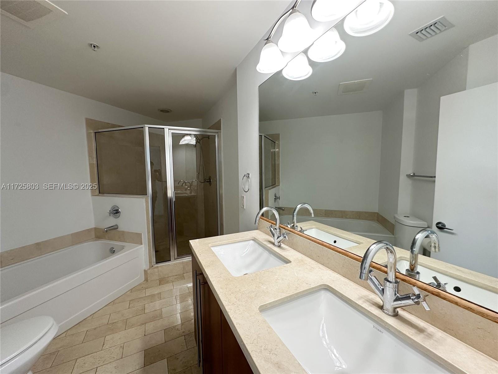 1111 SW 1st Avenue 1820-N, Miami, FL 33130 photo 11