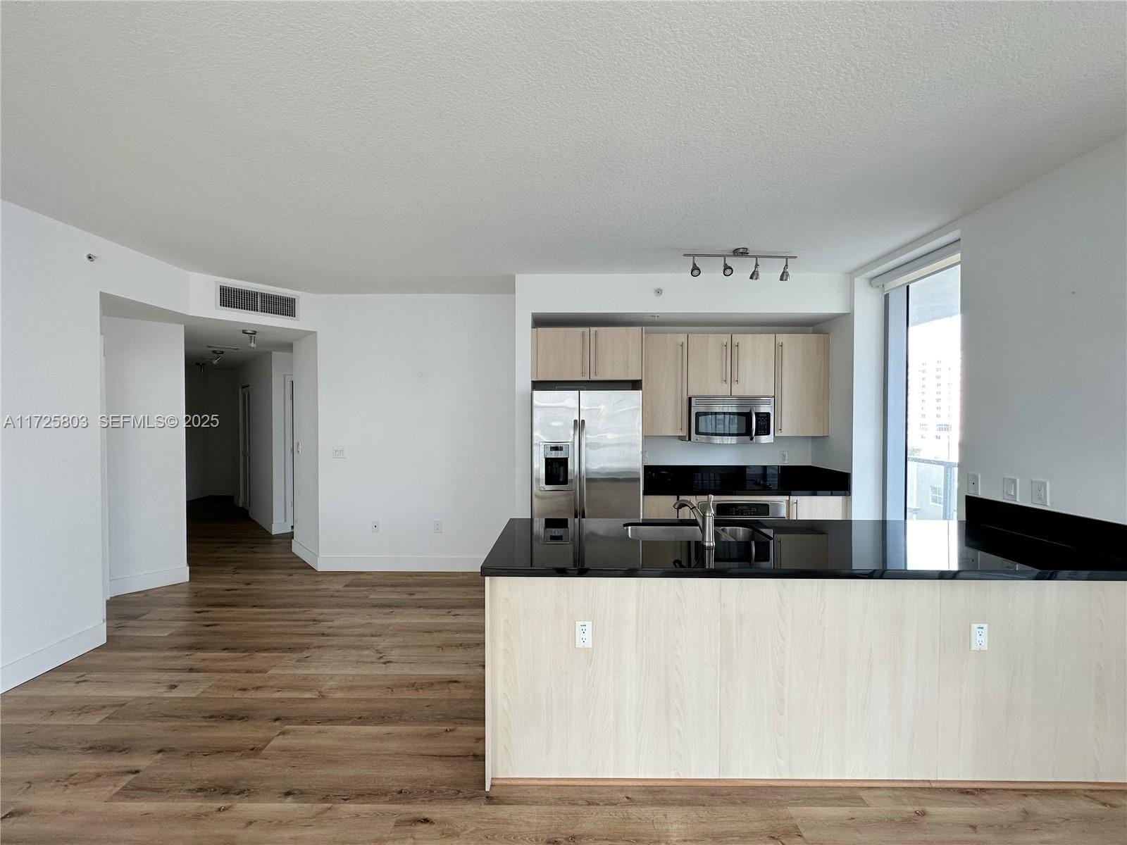 1111 SW 1st Avenue 1820-N, Miami, FL 33130 photo 7