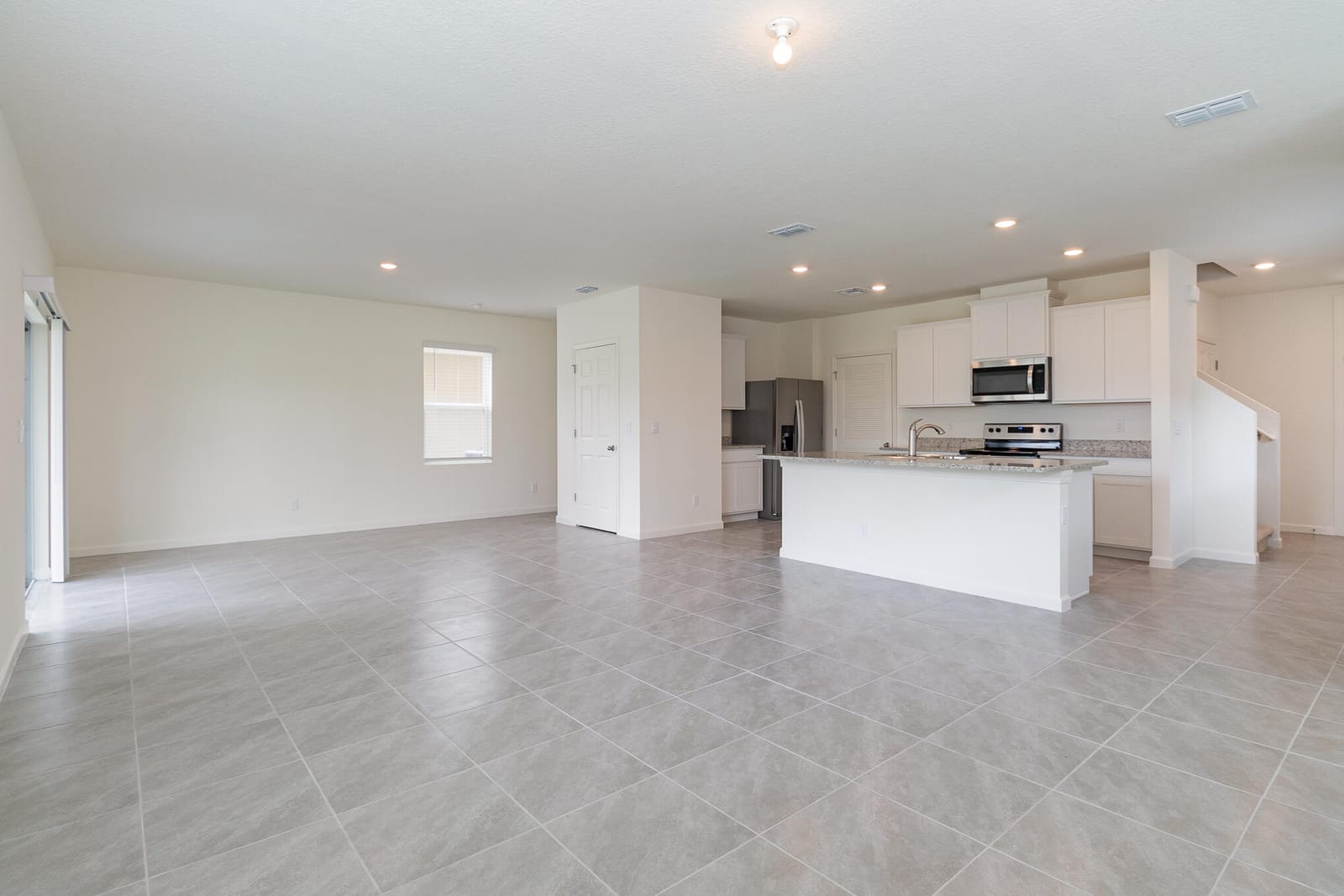 545 Sea Spray Drive — photo 3