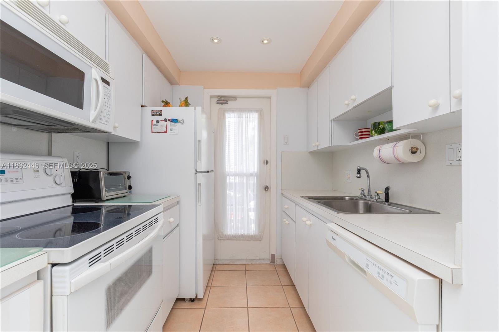 3135 S Ocean Drive 230 — photo 3