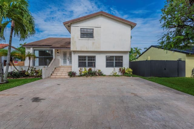3416 SW 116th Place, sold in Hacienda Estates, Miami, FL