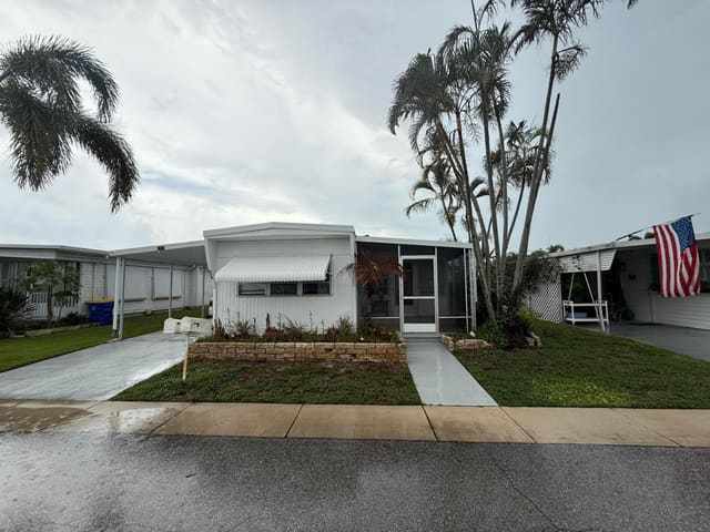 4300 SE Saint Lucie Boulevard 75, sold in Hidden Harbour, Stuart, FL