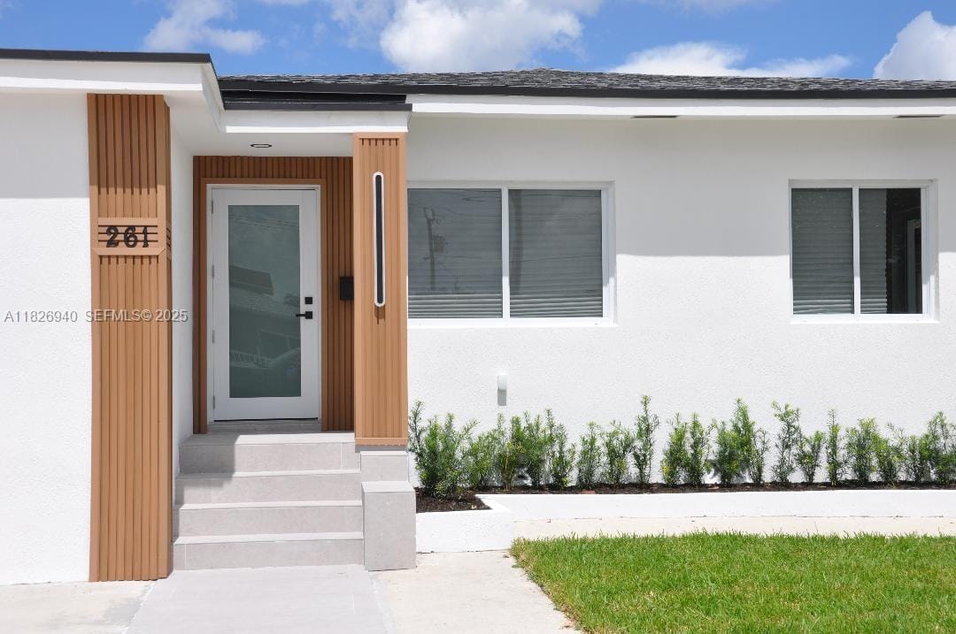 261 NW 46th Avenue, Miami, FL 33126