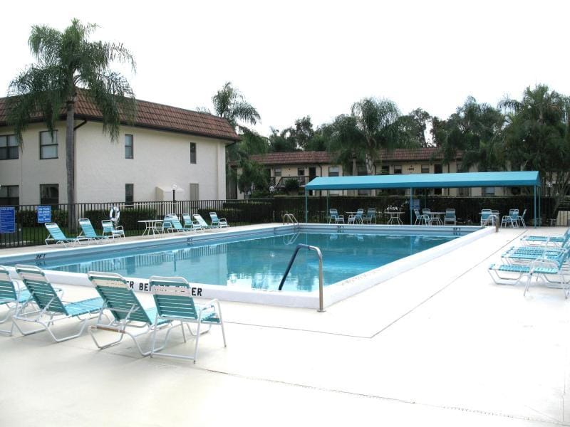 7269 Golf Colony Court 204, Lake Worth, FL 33467 photo 18