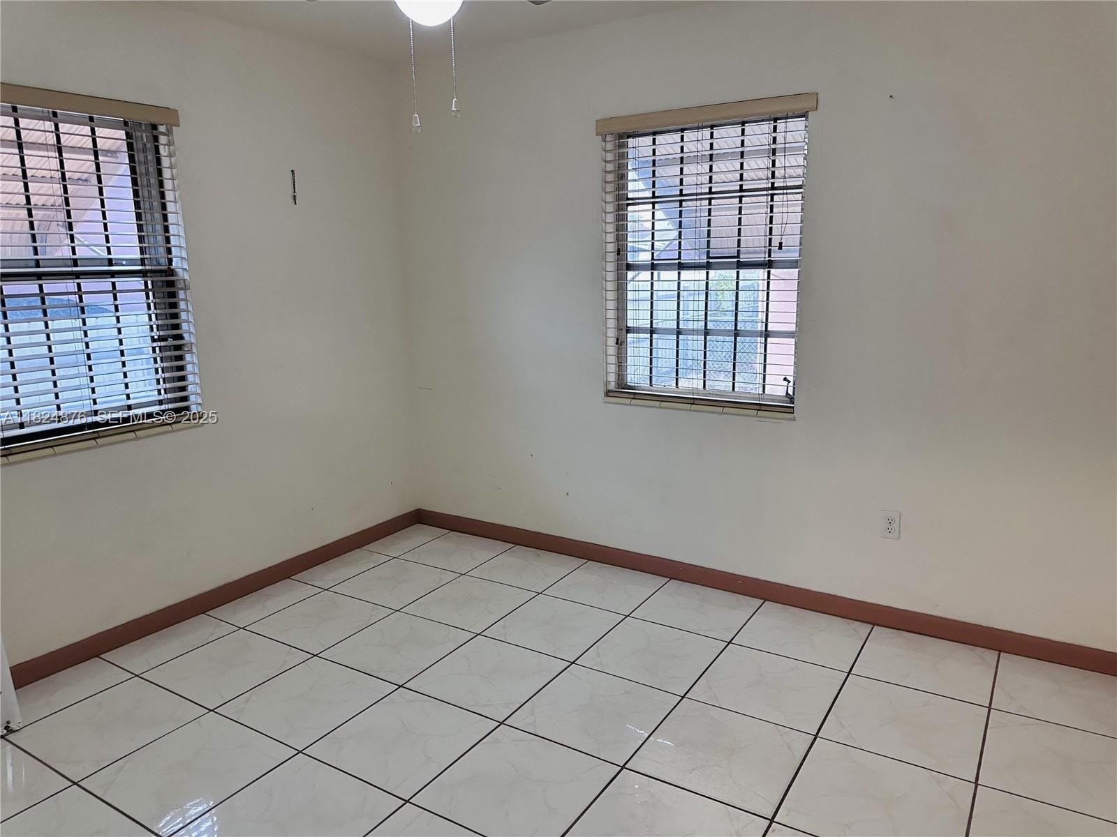 520 NW 23rd Avenue, Miami, FL 33125 photo 11