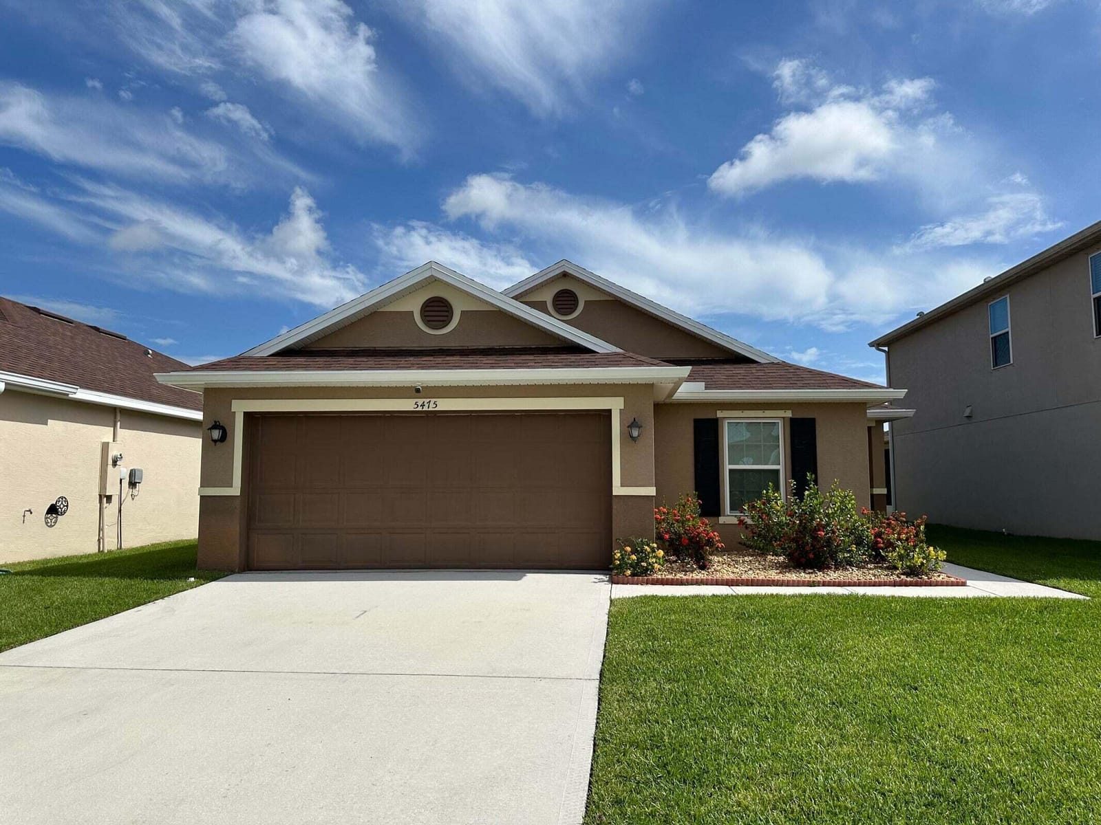 5475 NW Pine Trail Circle, Port St. Lucie, FL 34983 photo 2