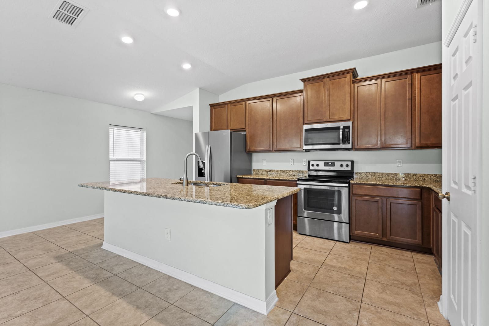 5475 NW Pine Trail Circle, Port St. Lucie, FL 34983 photo 11