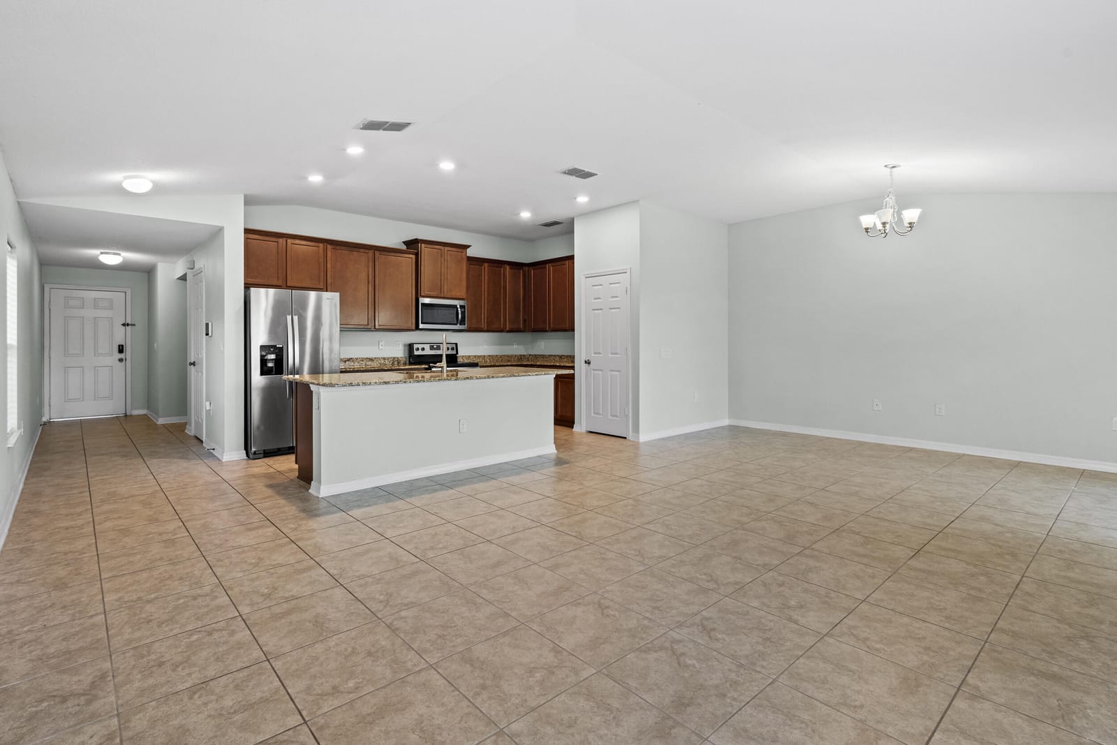 5475 NW Pine Trail Circle, Port St. Lucie, FL 34983 photo 9