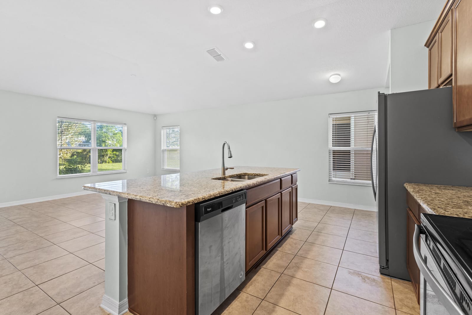 5475 NW Pine Trail Circle, Port St. Lucie, FL 34983 photo 10