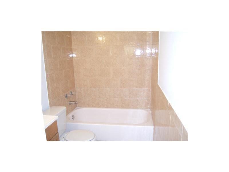 4158 Inverrary Drive 404 — photo 4