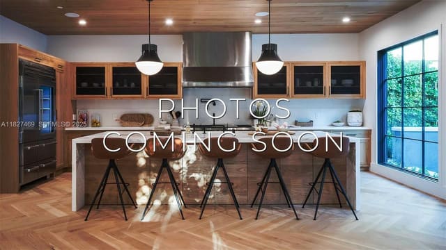300 S Biscayne Boulevard T-3507, Miami, FL 33131
