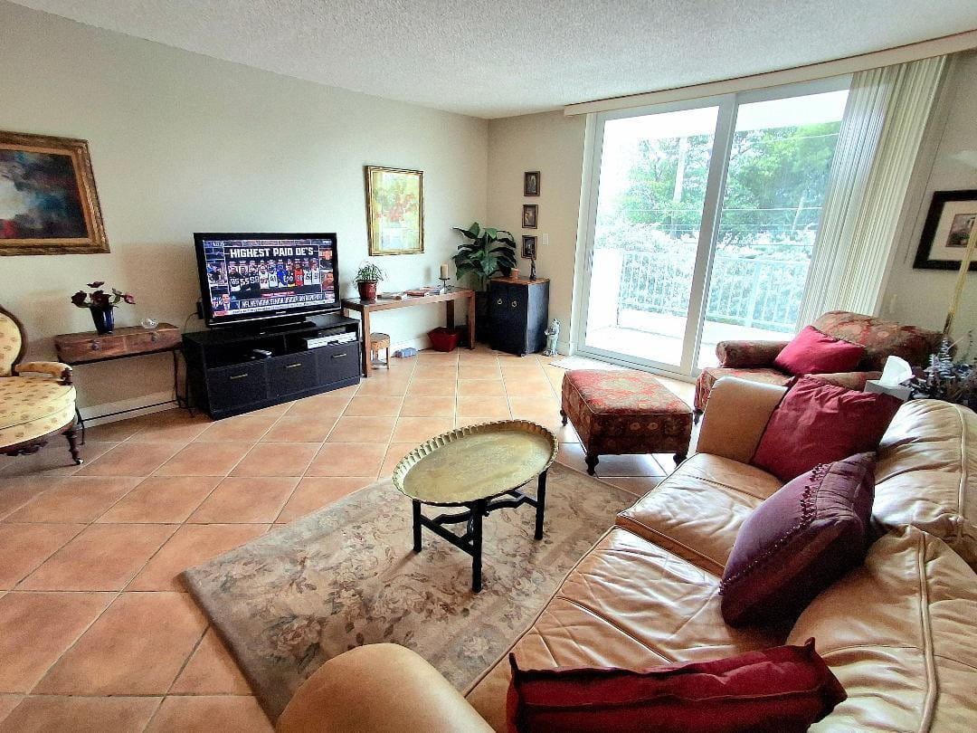 1421 S Ocean Boulevard 206, Pompano Beach, FL 33062 photo 4