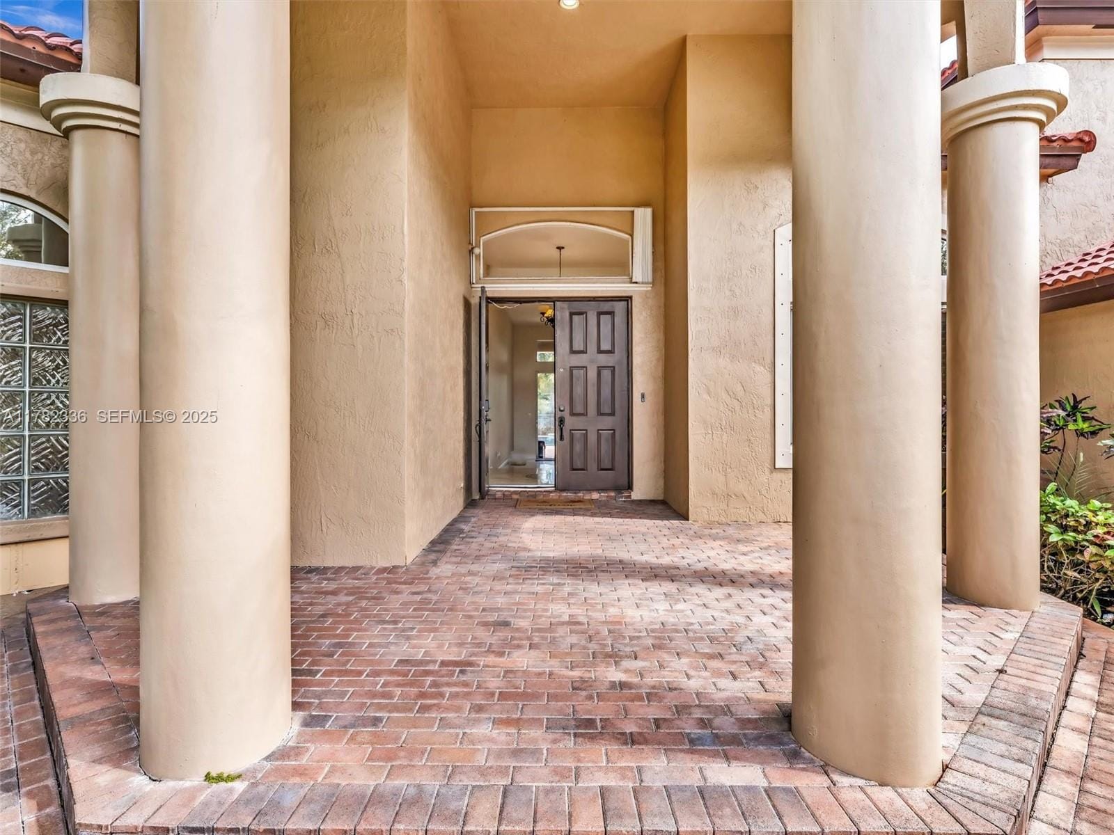 3440 Carlton Lane — photo 4