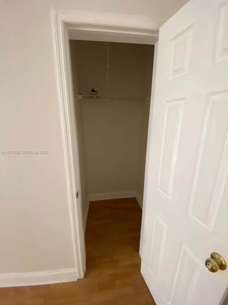 1227 Euclid Avenue 6 — photo 11