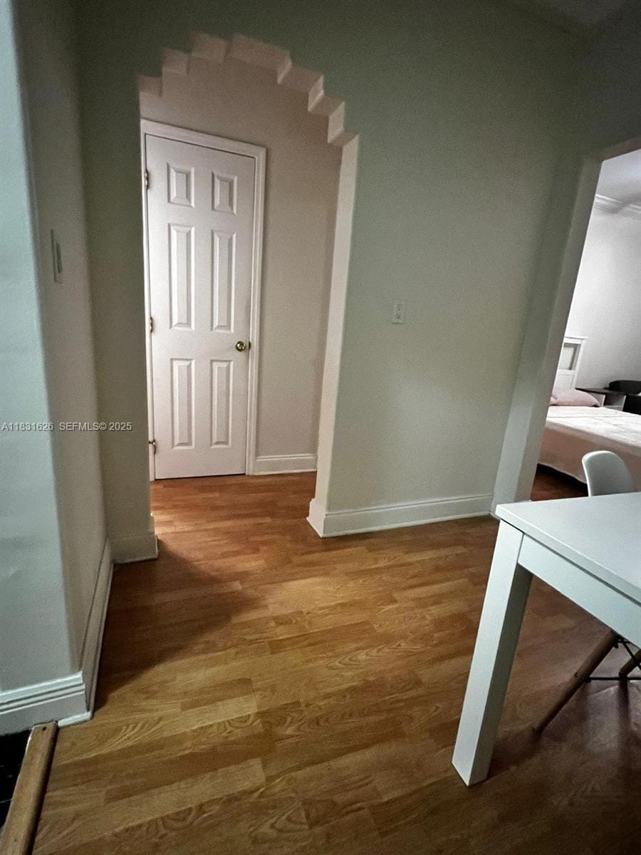 1227 Euclid Avenue 6 — photo 9
