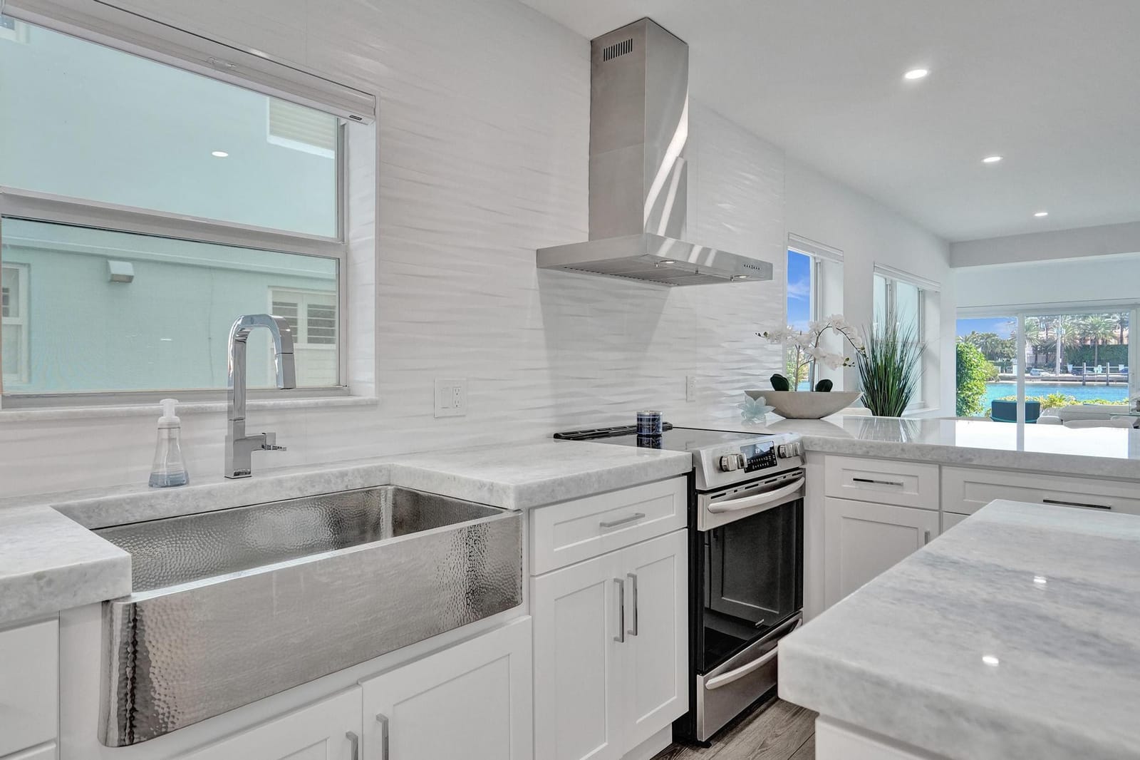 2772 NE 30th Avenue 8A, Lighthouse Point, FL 33064 photo 22
