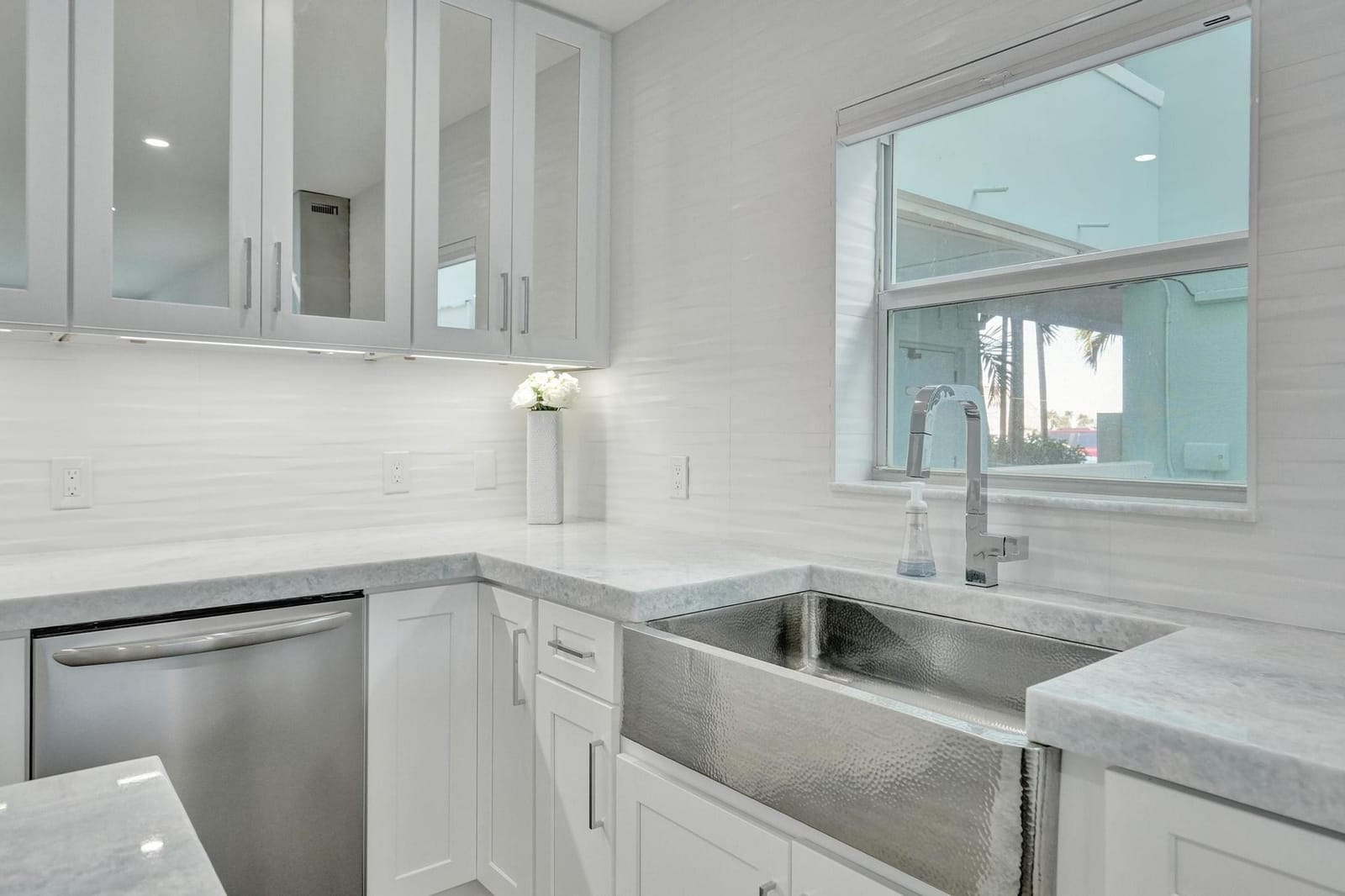 2772 NE 30th Avenue 8A, Lighthouse Point, FL 33064 photo 25