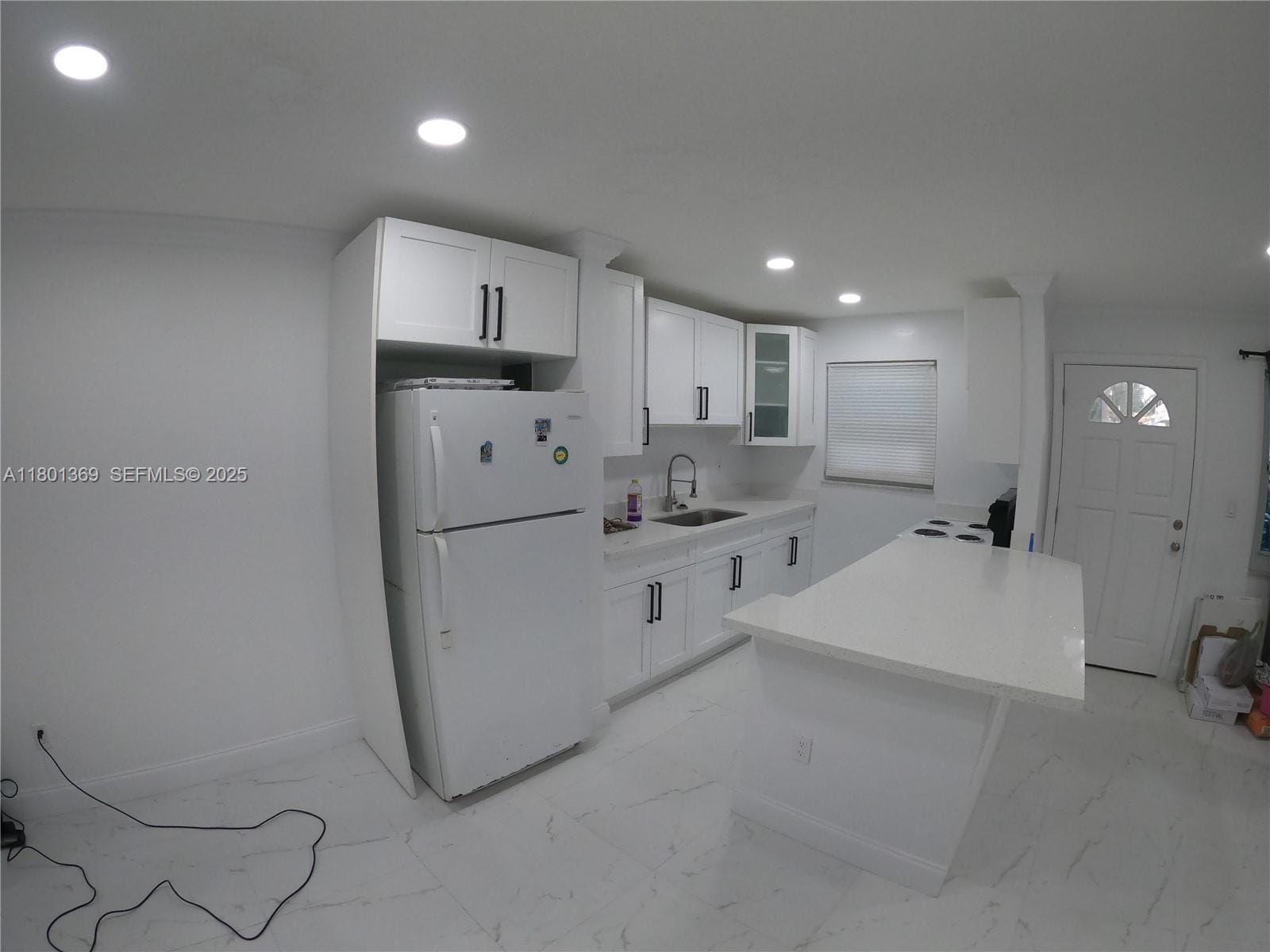 3265 Griffin Road 103, Dania Beach, FL 33312 photo 2