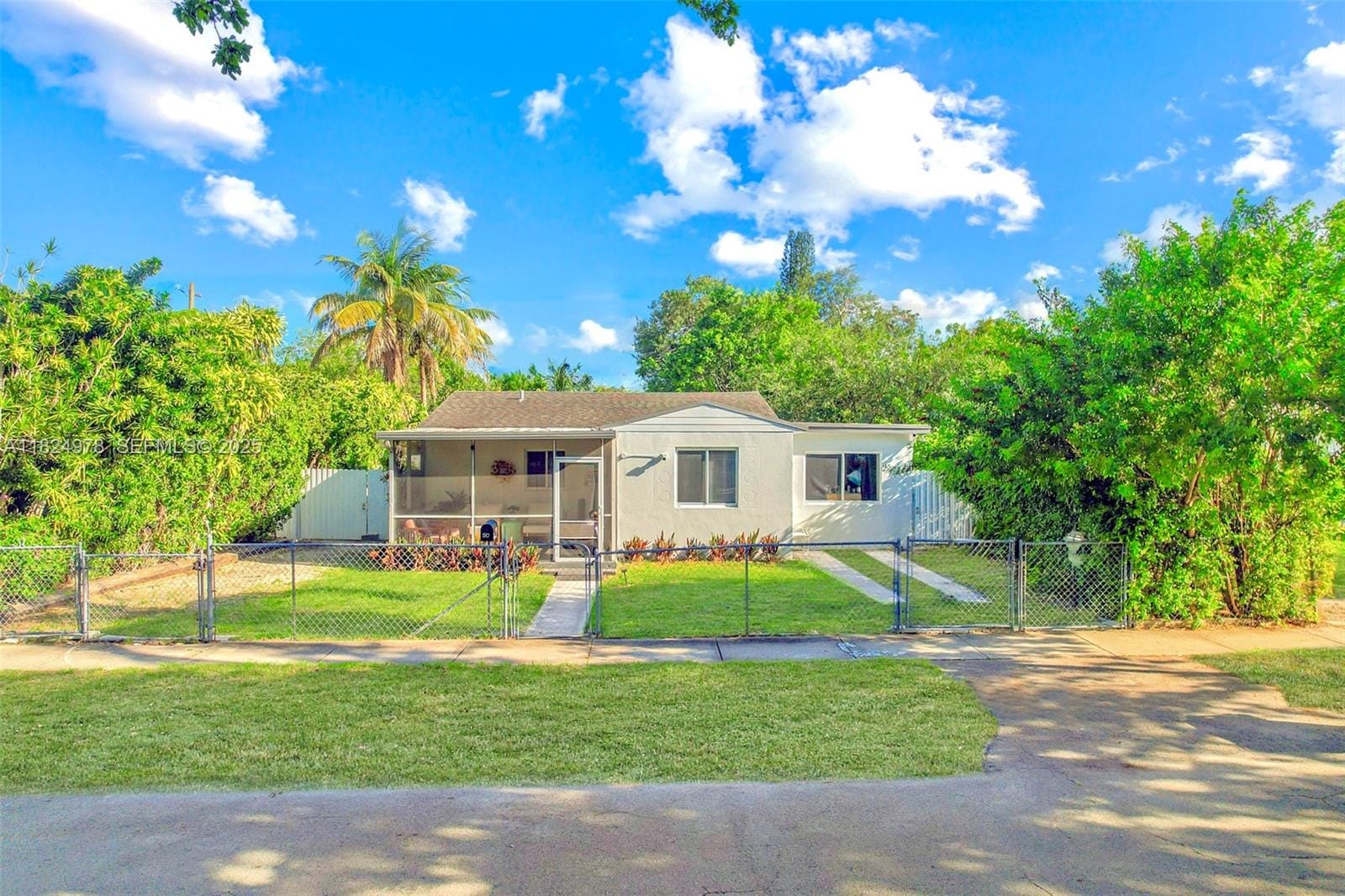 50 NW 127th Street, North Miami, FL 33168 photo 1