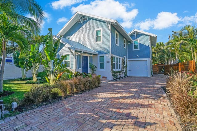 313 Wildermere Road, sold in Carlberg Court, West Palm Beach, FL