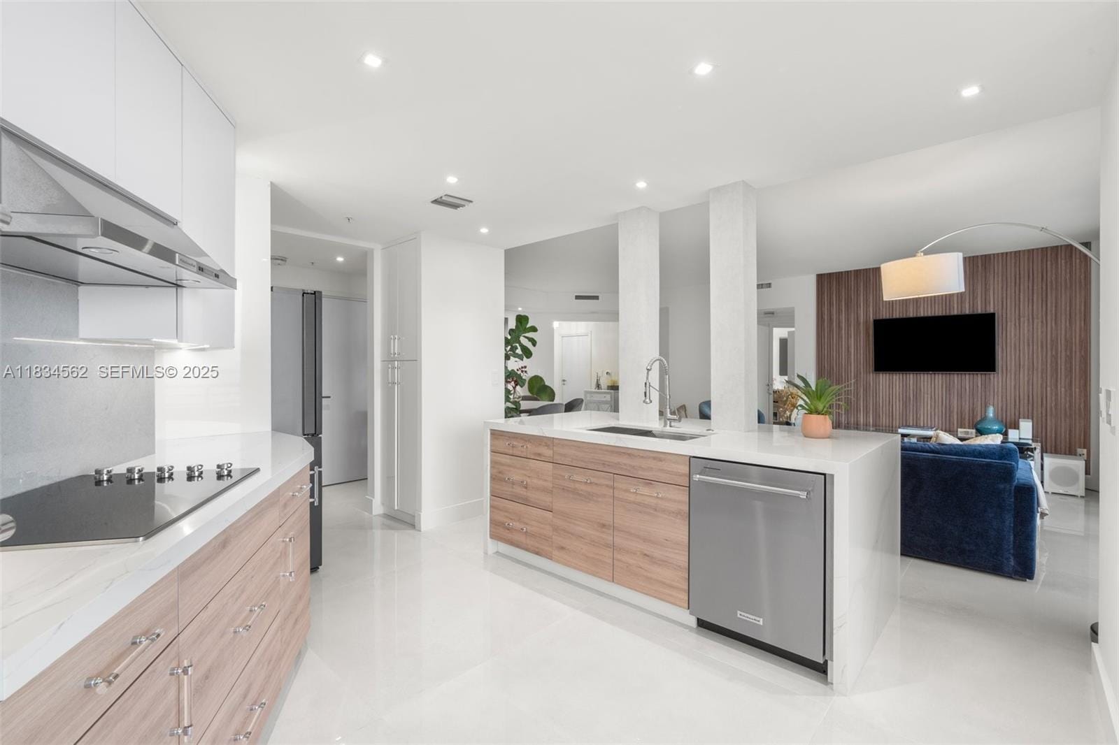 848 Brickell Key Drive 2705, Miami, FL 33131 photo 14