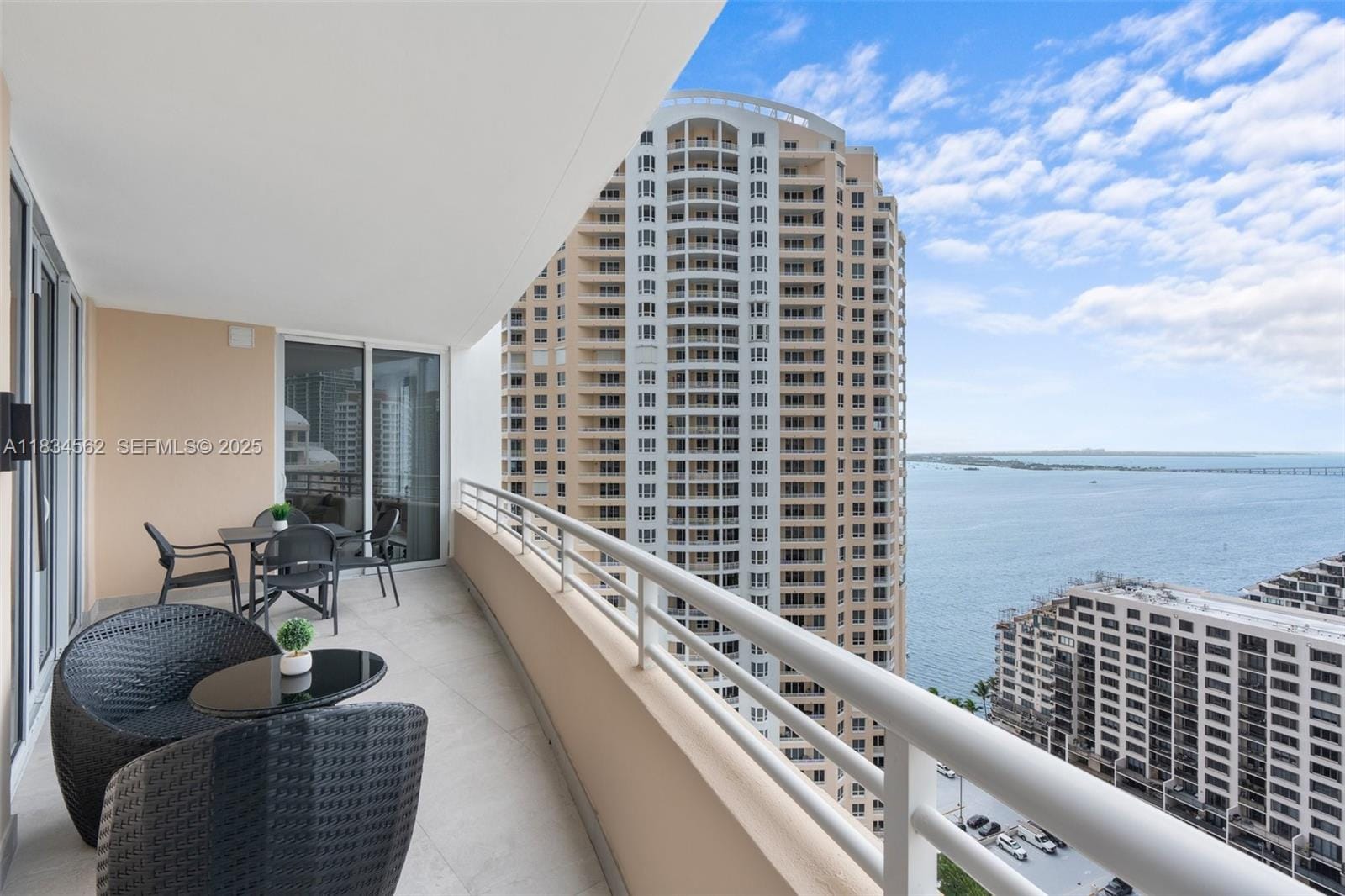 848 Brickell Key Drive 2705, Miami, FL 33131 photo 3
