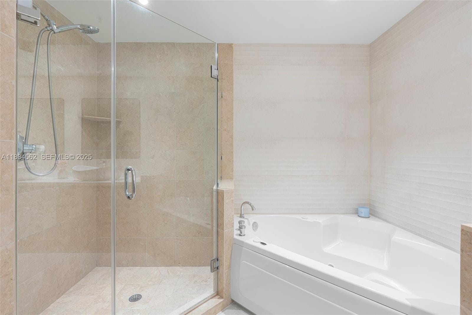 848 Brickell Key Drive 2705, Miami, FL 33131 photo 22