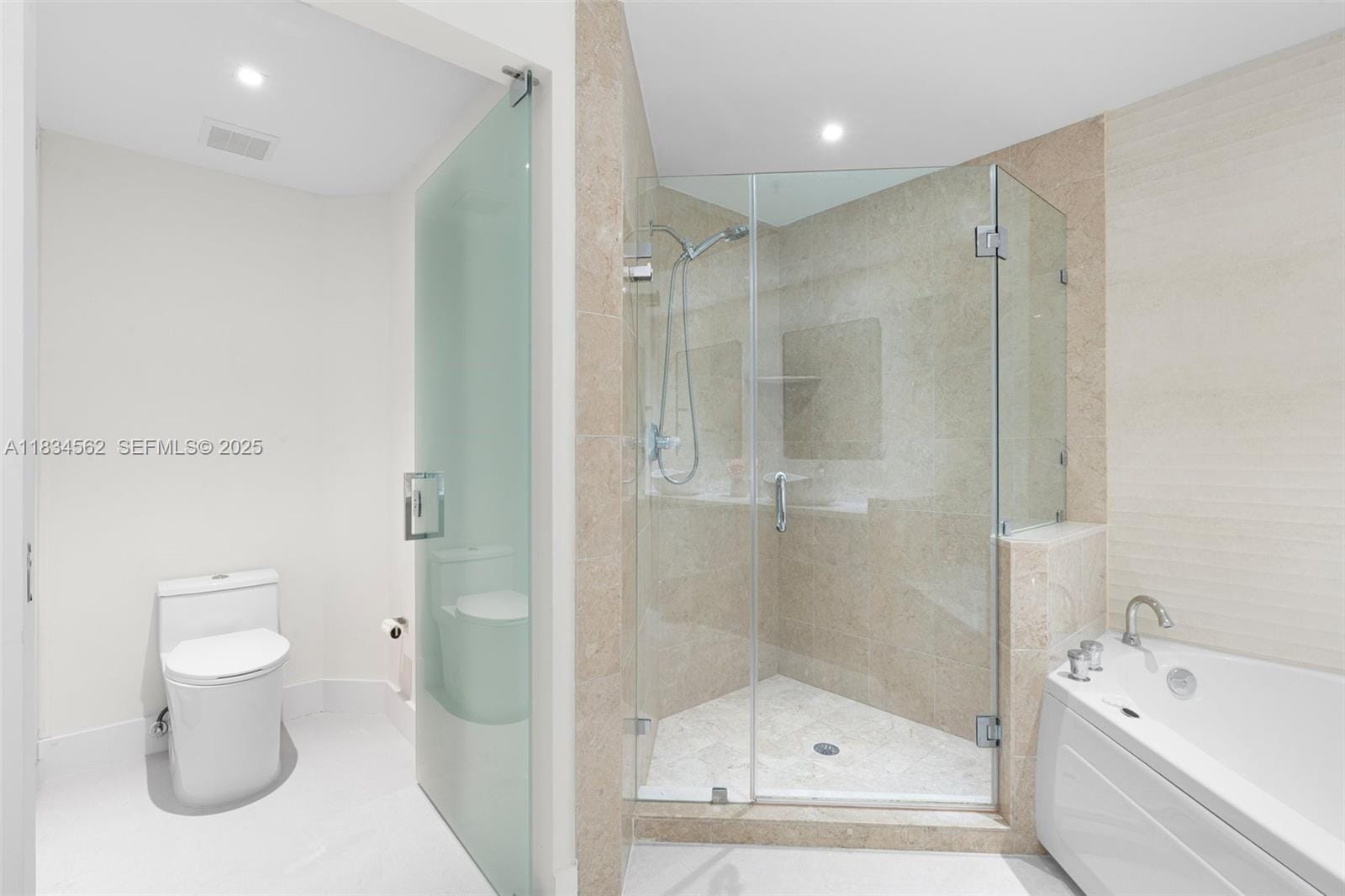 848 Brickell Key Drive 2705, Miami, FL 33131 photo 23