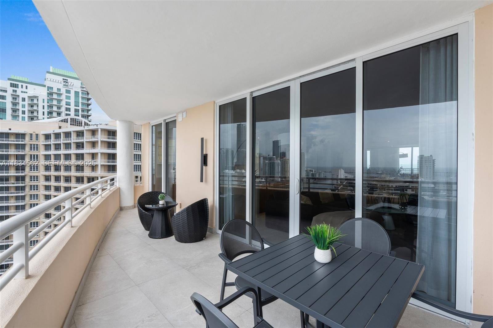 848 Brickell Key Drive 2705, Miami, FL 33131 photo 4