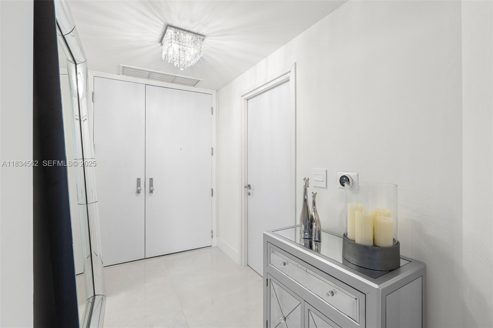 848 Brickell Key Drive 2705, Miami, FL 33131 photo 6