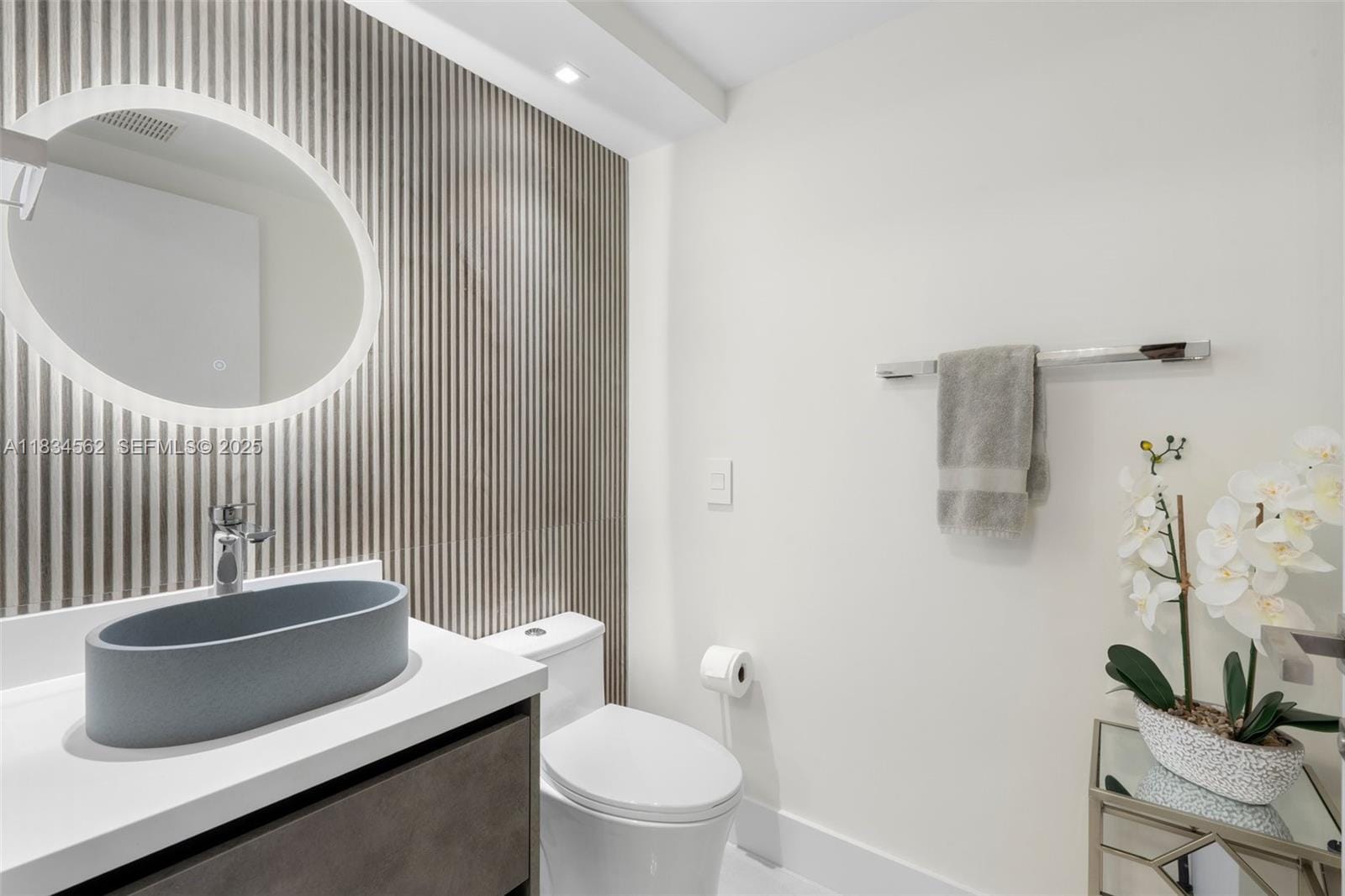 848 Brickell Key Drive 2705, Miami, FL 33131 photo 10