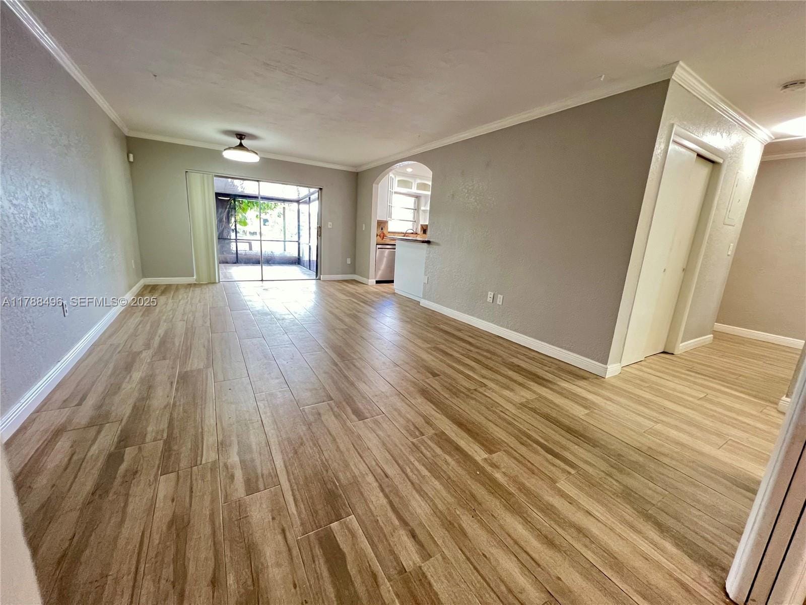 13922 Kendale Lakes Drive, Miami, FL 33183 photo 14