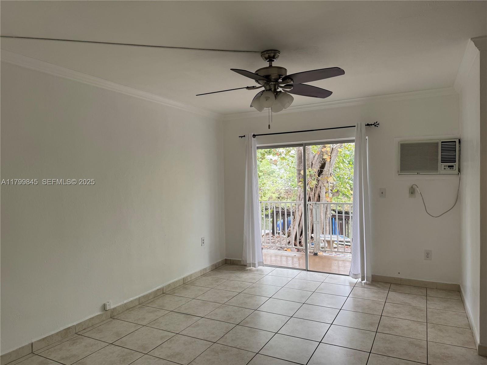 1860 Venice Park Drive 101 — photo 4