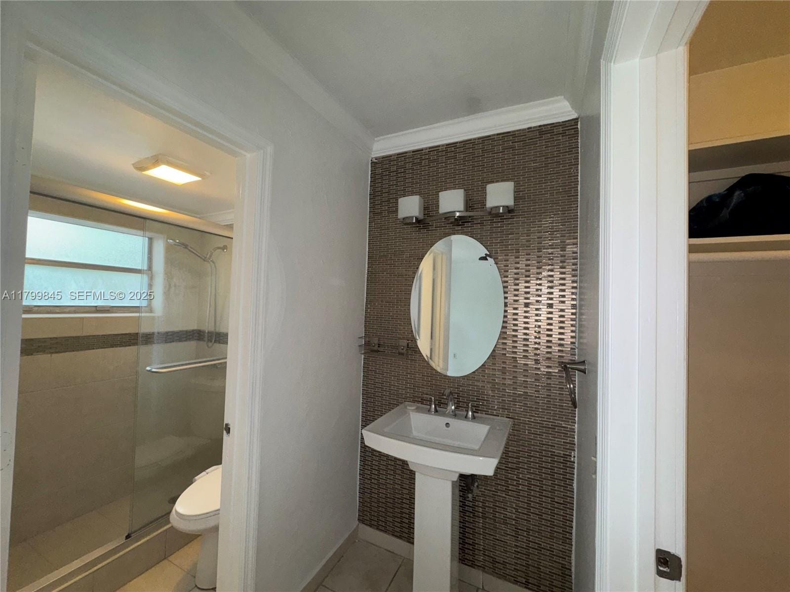 1860 Venice Park Drive 101 — photo 5